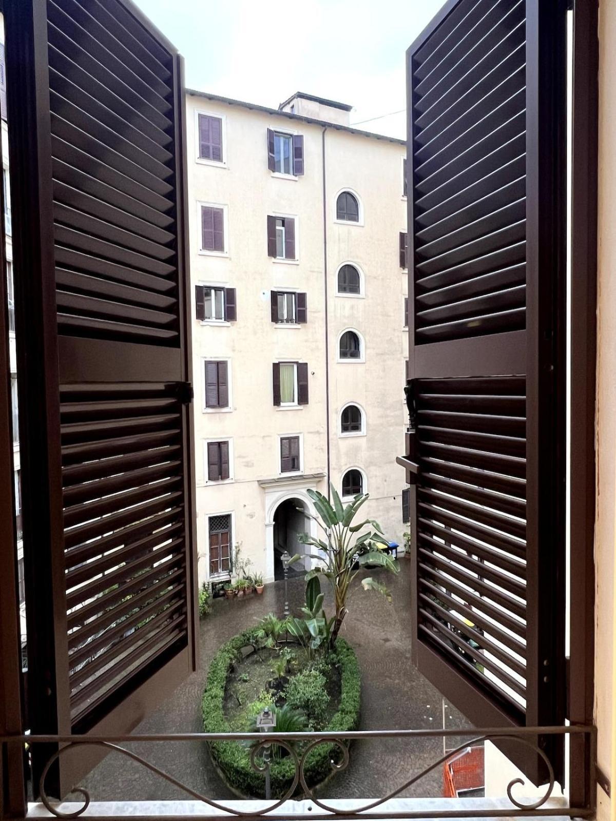 Artpa Trastevere Mameli, * Rom